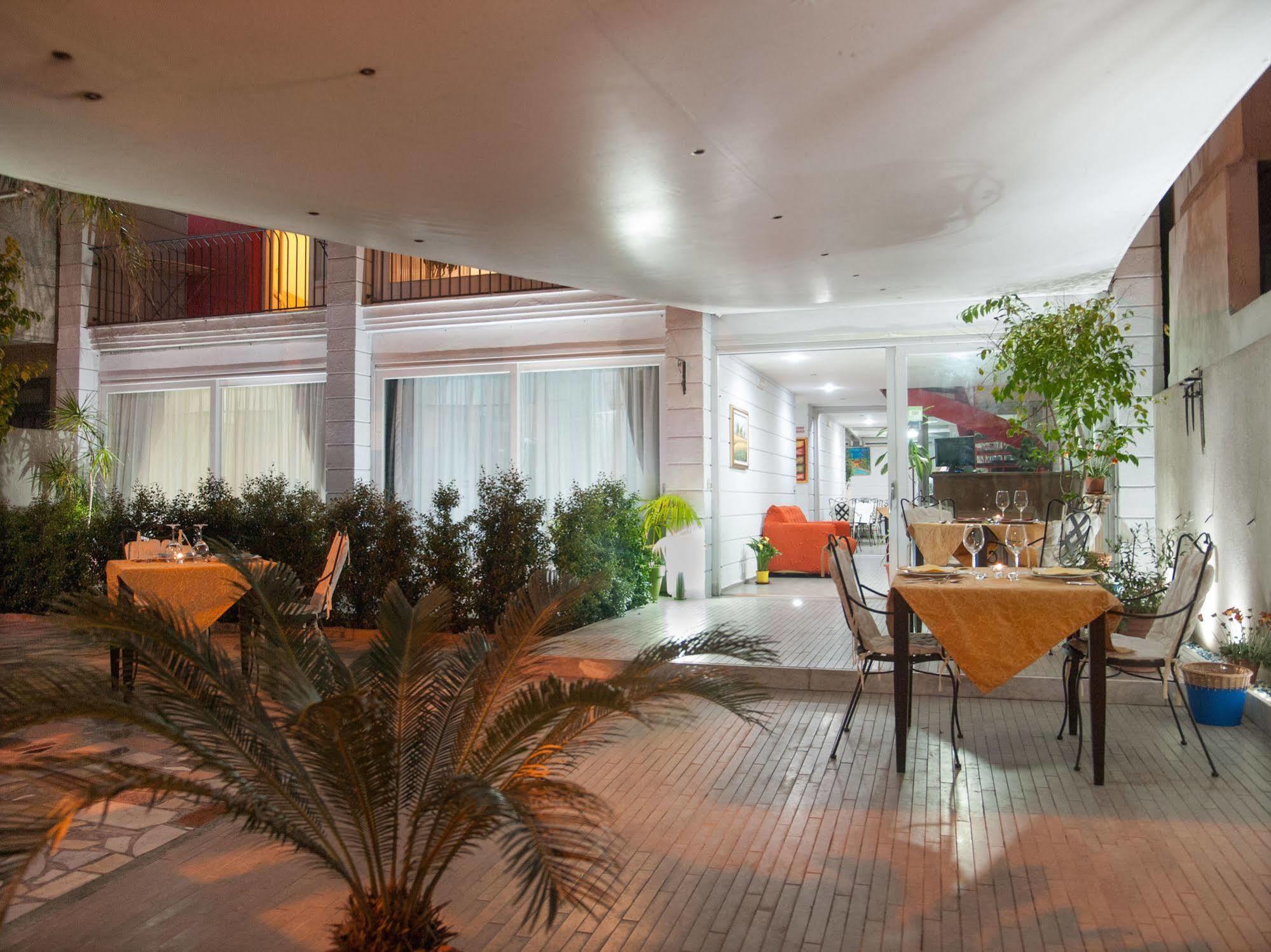 Casa Del Vento Bed & Breakfast Roccalumera Luaran gambar